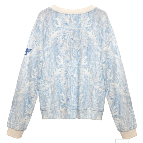 Boys lie MEGAN BLUES MANHUNT
CAMO CREWNECK - Picture 3 of 8